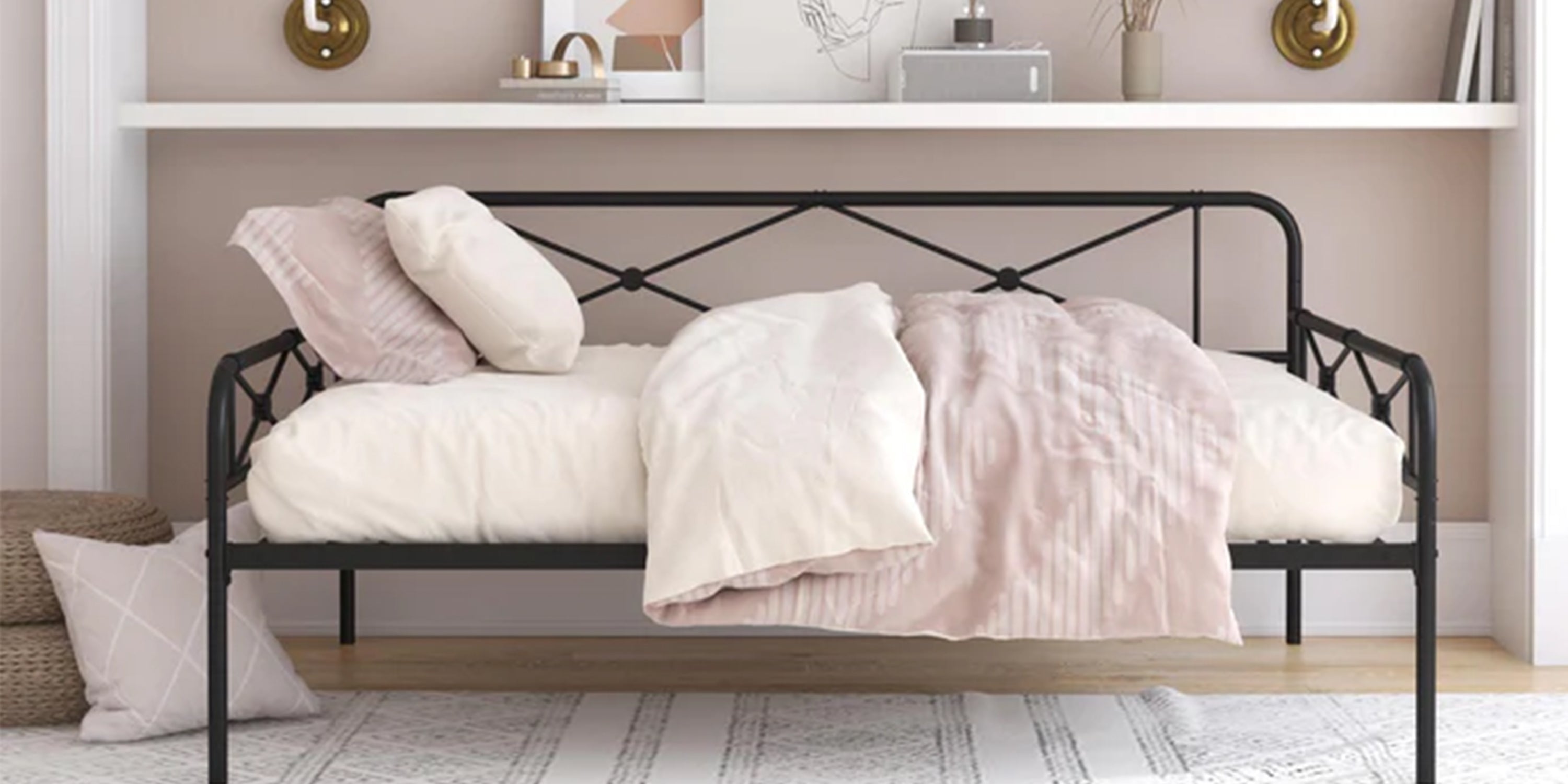 Why you Need a Daybed RealRooms