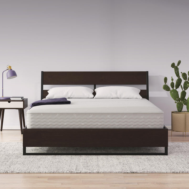 Contour 8 Inch Reversible Mattress with Independantly Encased Coils - White - Full