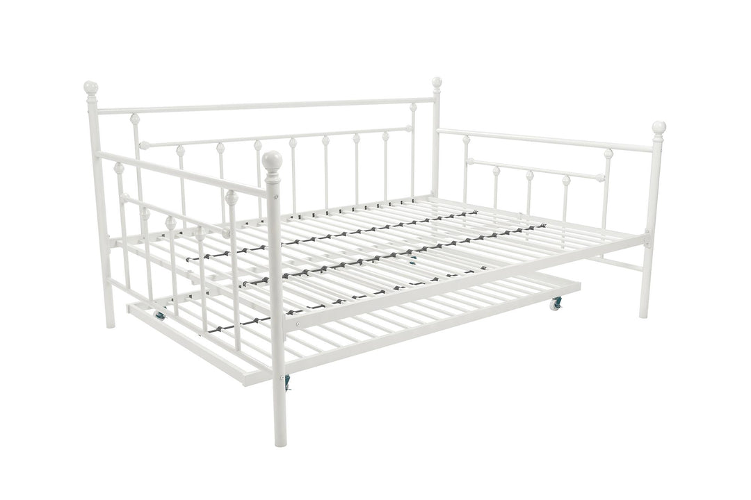 Manila Metal Daybed and Trundle Set with Sturdy Metal Frame and Slats - White - Full