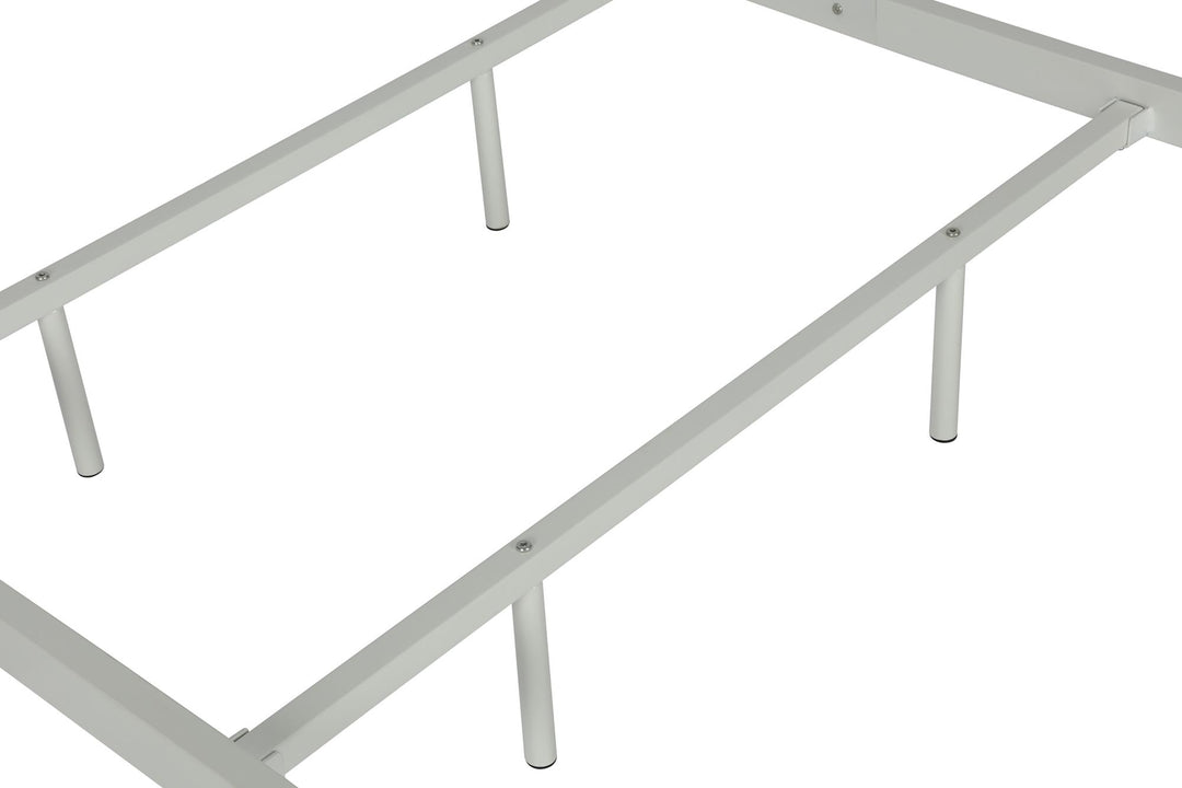 Jenny Lind Metal Bed with Twist Spindles - White - Twin
