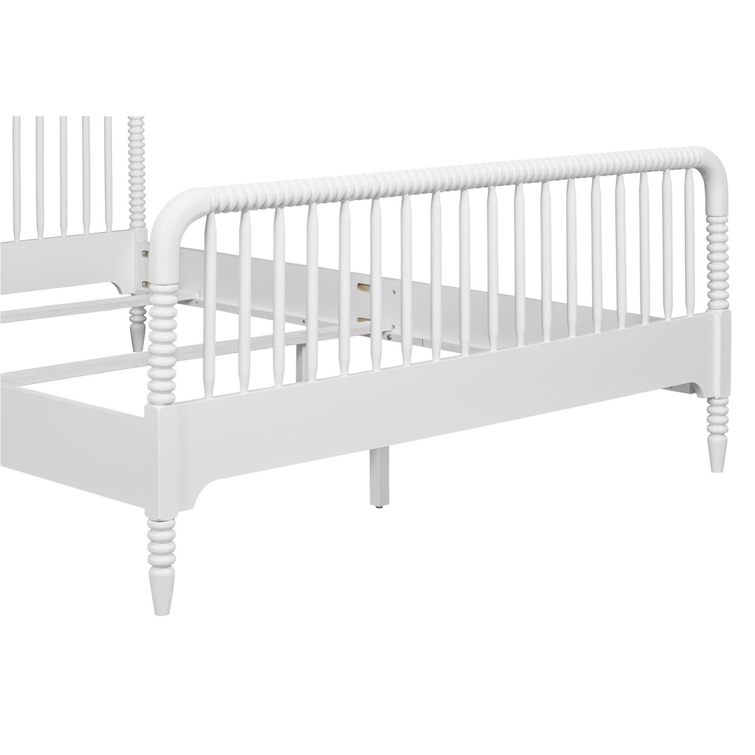 Rowan Valley Linden Kids' Full Size Bed with Wood Spindles - White - Full