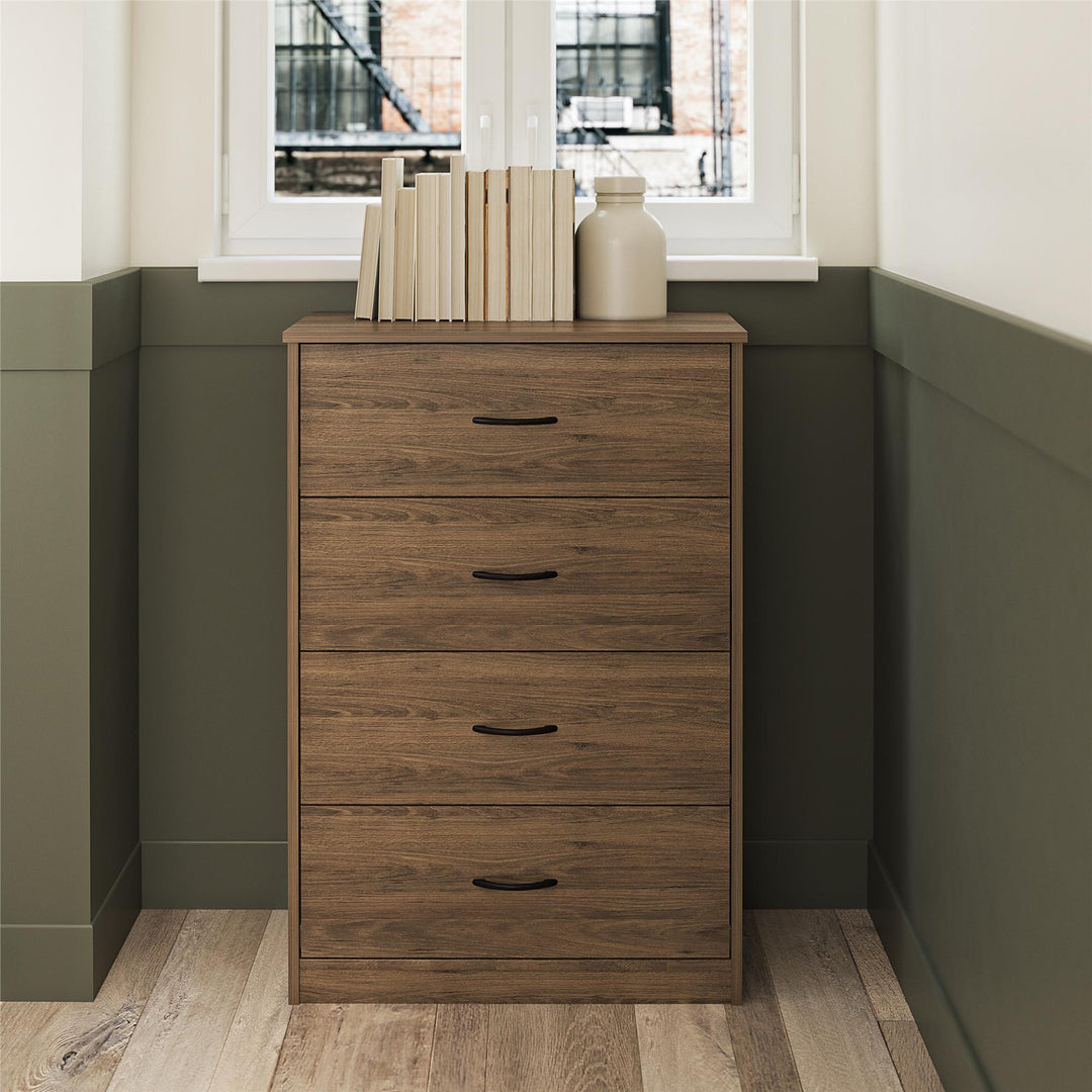 Compact and functional: Mid-sized Heritage storage dresser - Rustic Oak