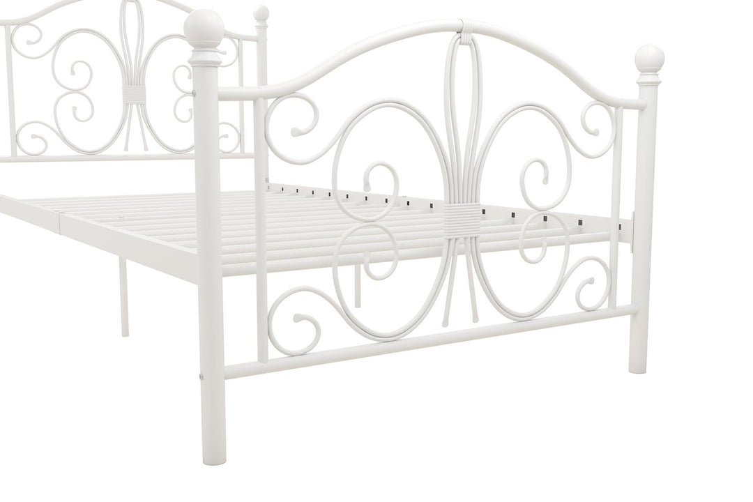 Bombay Victorian Style Metal Bed -  White  -  Twin