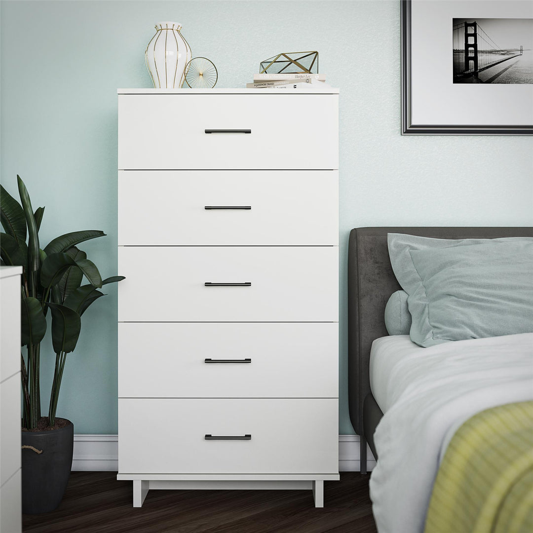 5 drawer dressers with metal handle - White