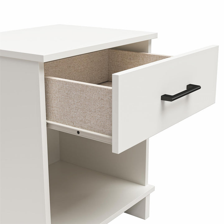 Southlander 1 Drawer Nightstand - White