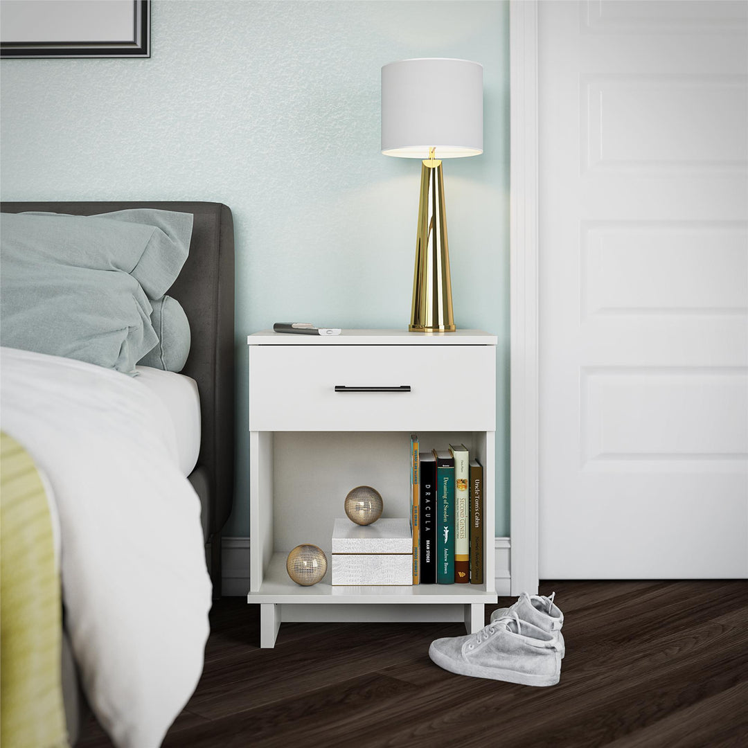 Southlander 1 Drawer Nightstand - White