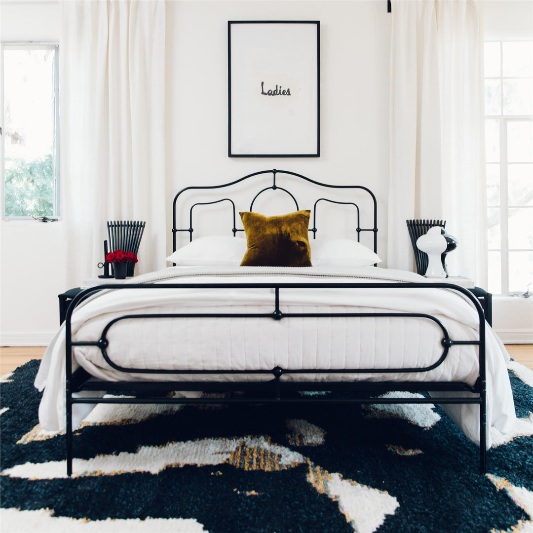 Primrose Vintage Style Metal Bed with Headboard and Footboard - Black - Full