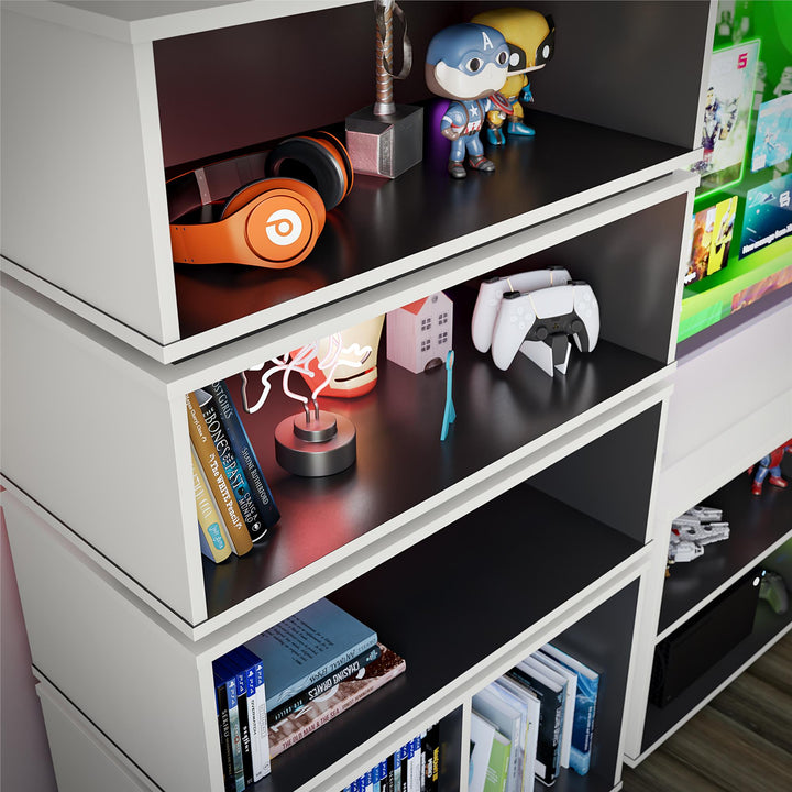 Durable bookcase for gaming gear -  White