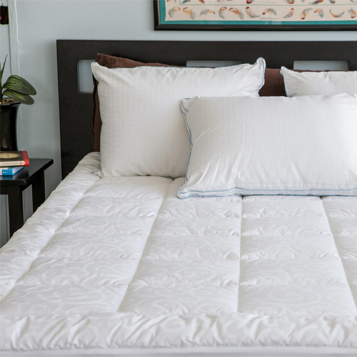 300 Thread Count Waterproof Mattress Pad - N/A - Queen