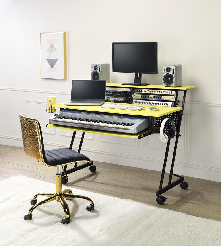 music recording desk - N/A