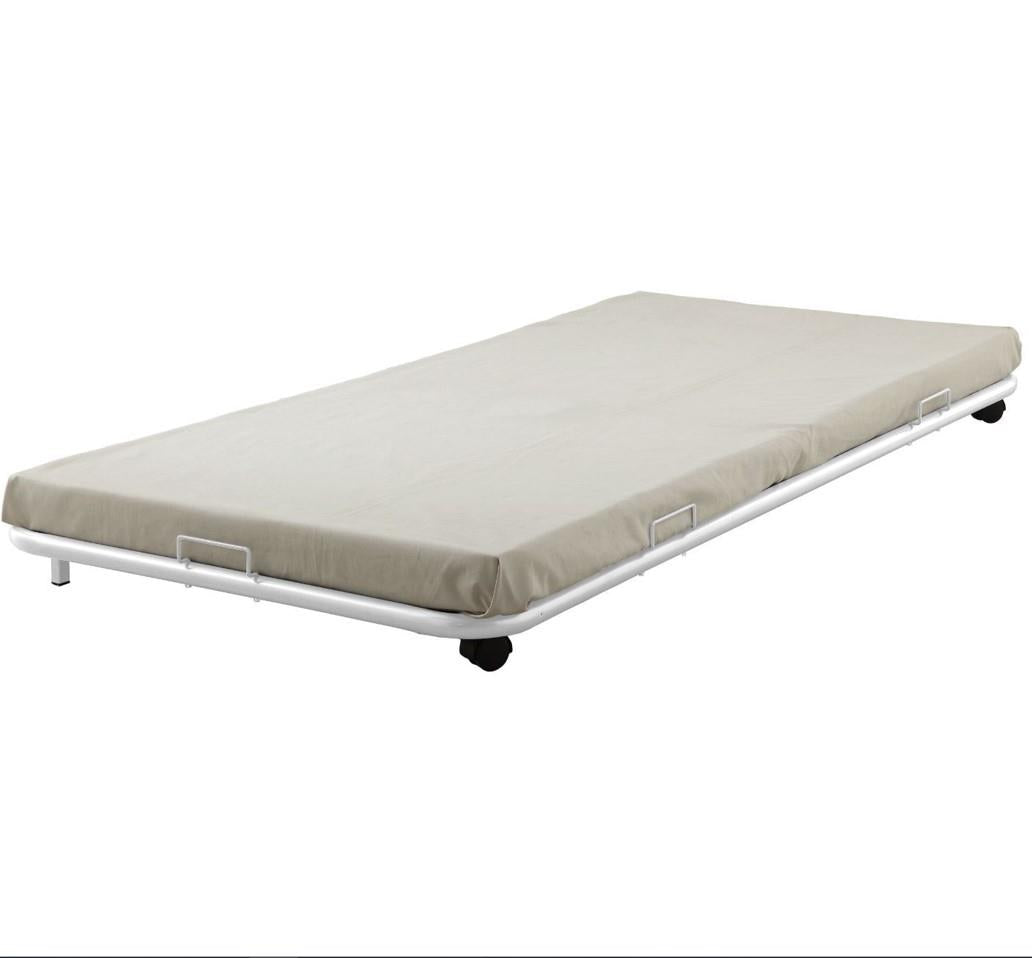 Twin Sized Metal Trundle with Caster Wheels - White