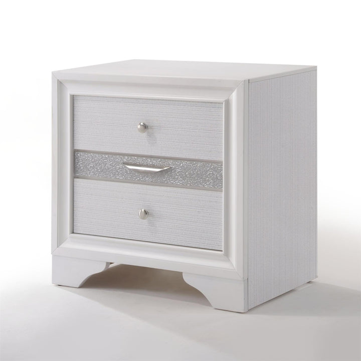 Traditional 3 Drawer Nightstand with Dovetail - White