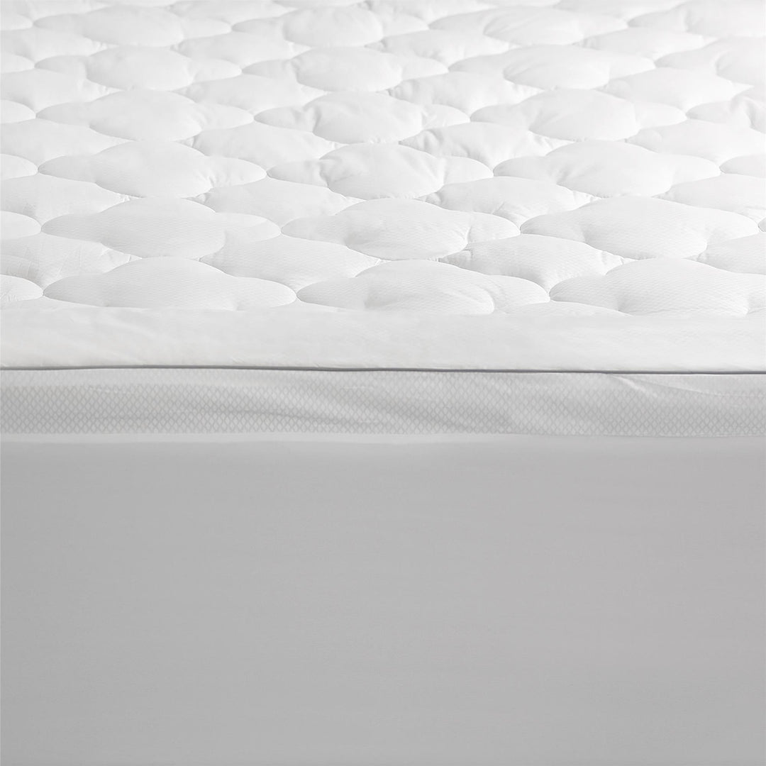 quilted wave pattern mattress pad - N/A - Twin