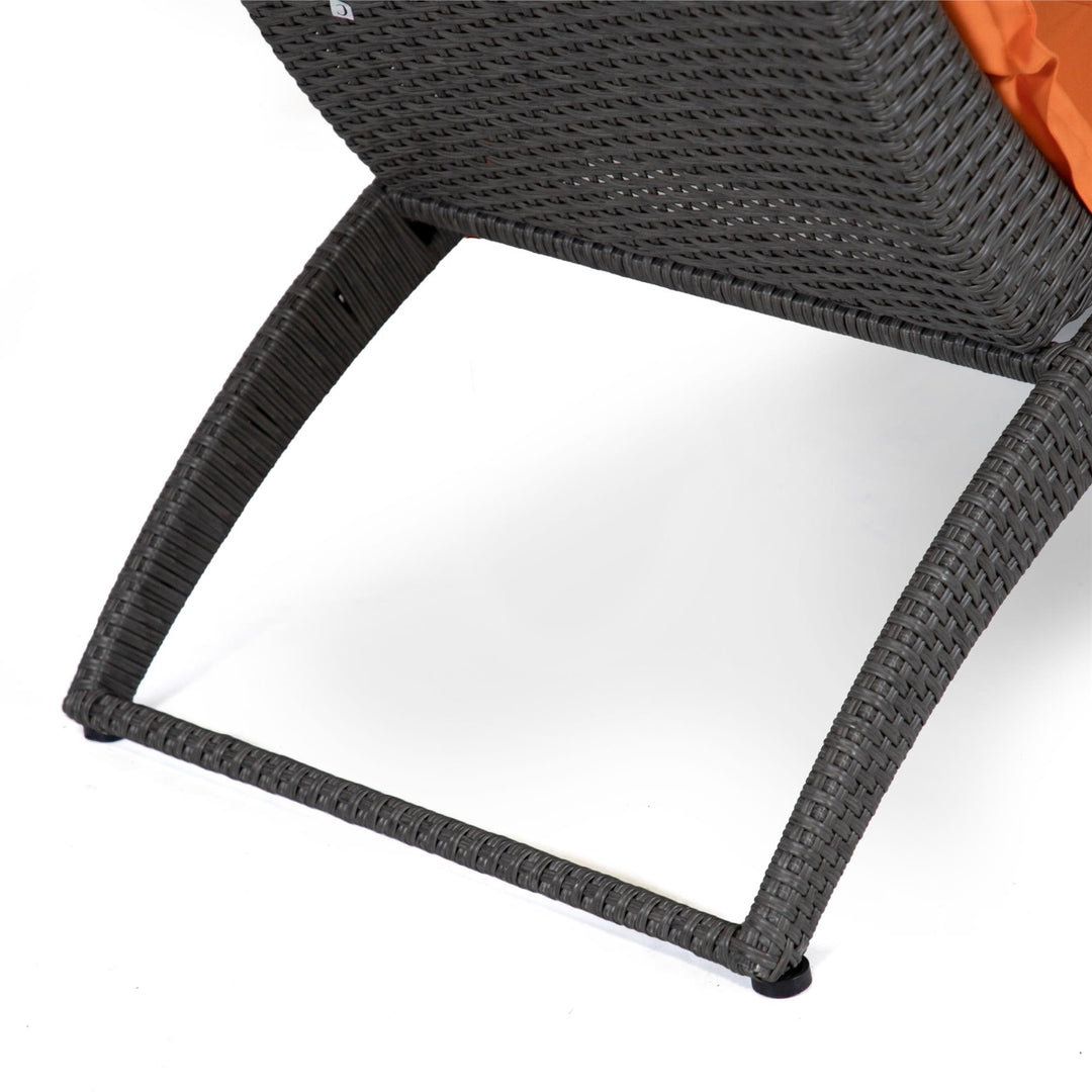outdoor chaise lounge with cushion - Orange