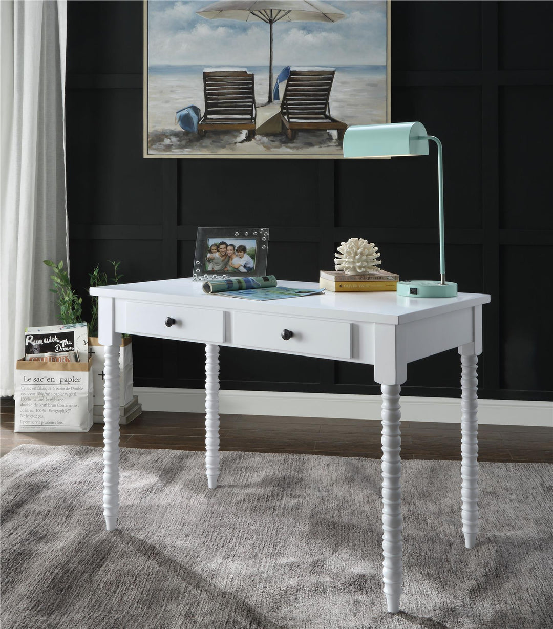 Stylish console table with 2 storage - White