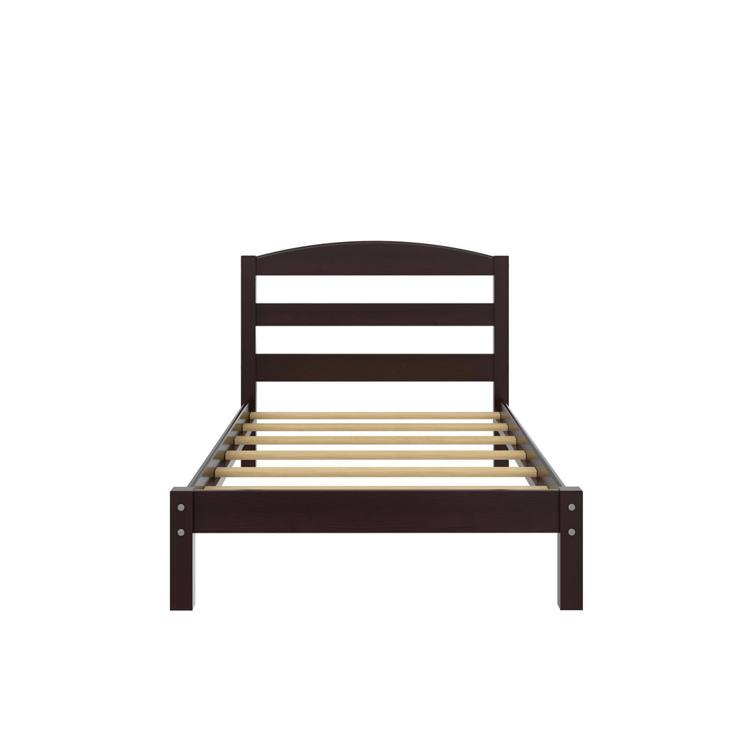 Space-saving wooden platform design -  Espresso