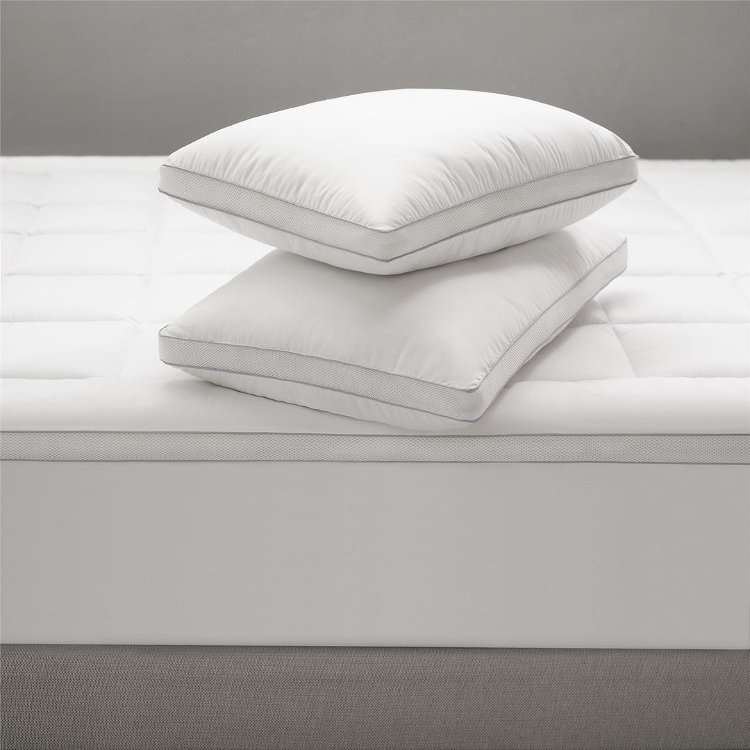 modern mesh gusset pillow - White - Queen