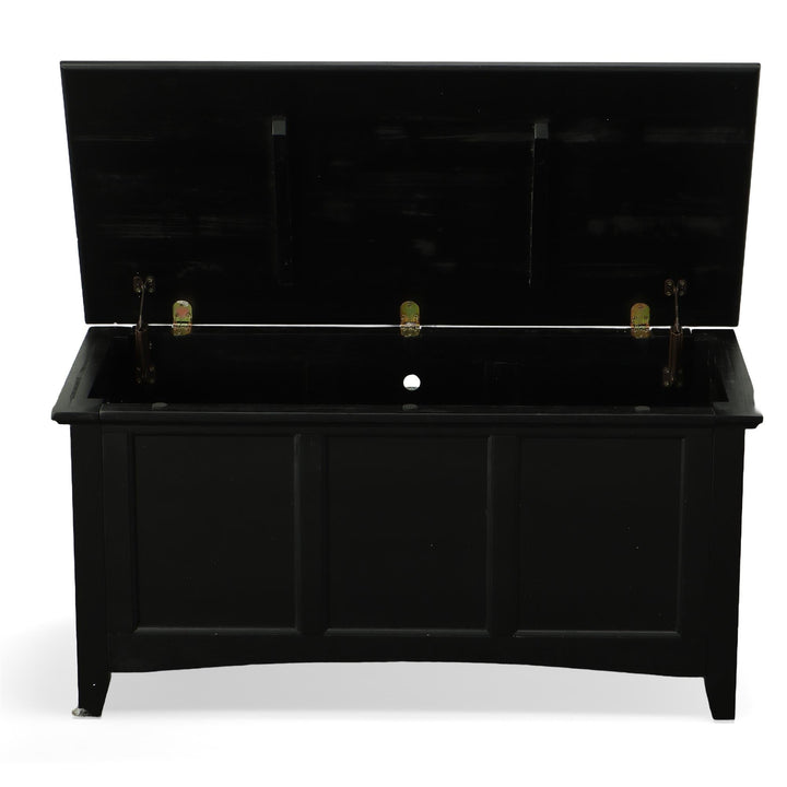 Hide Blanket Chest - Black