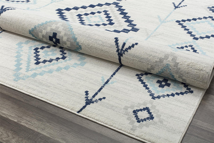 Tribal patterns in ivory shades -  Ivory  -  5'0"x7'0"