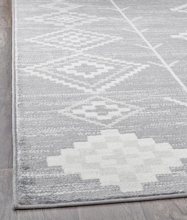 Soft gray driftwood Moroccan patterns -  Gray  -  5'0"x7'0"