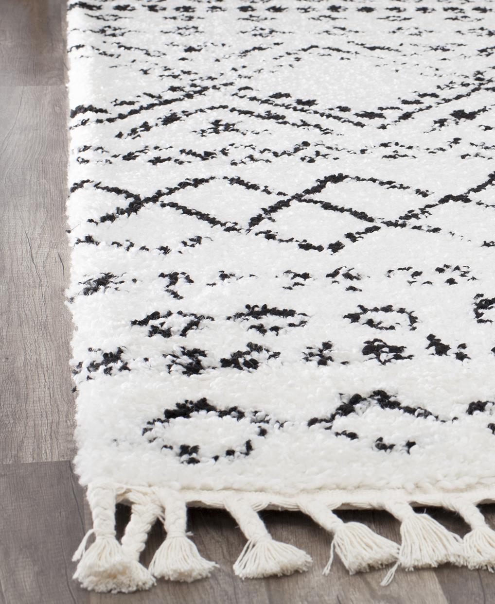 Moon Whisper area rug for chic interiors -  White  -  5'0"x7'0"