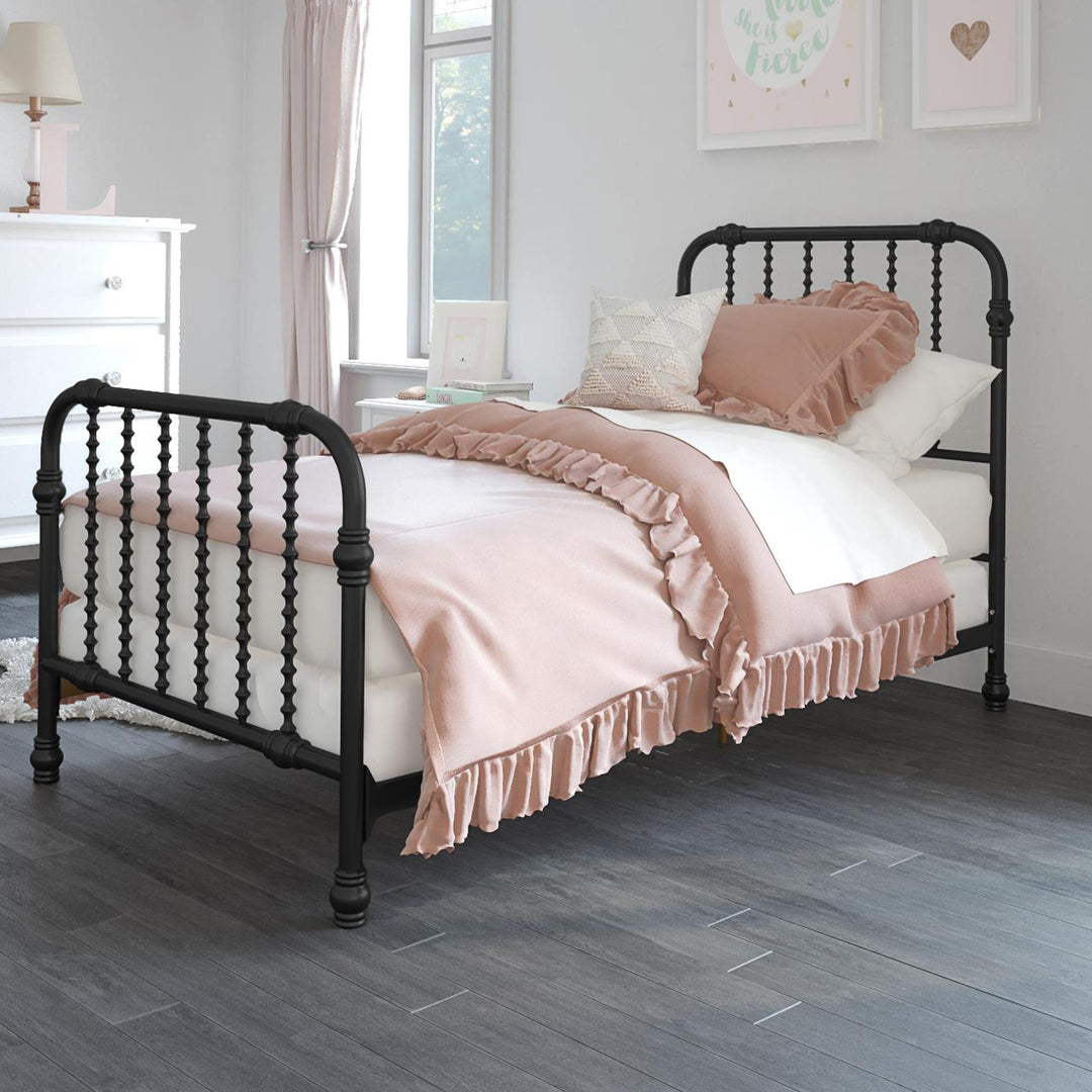 Monarch Hill Wren Metal Bed with Curved Scrollwork Design - Black - Twin