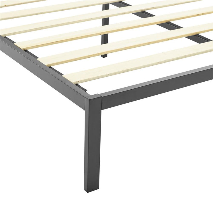 Asher Metal Platform Bed Frame with Slats - Black - King