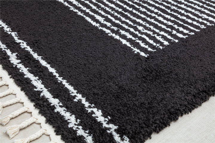 Ebony Twilight rug for cozy interiors -  Black  -  5'0"x7'0"