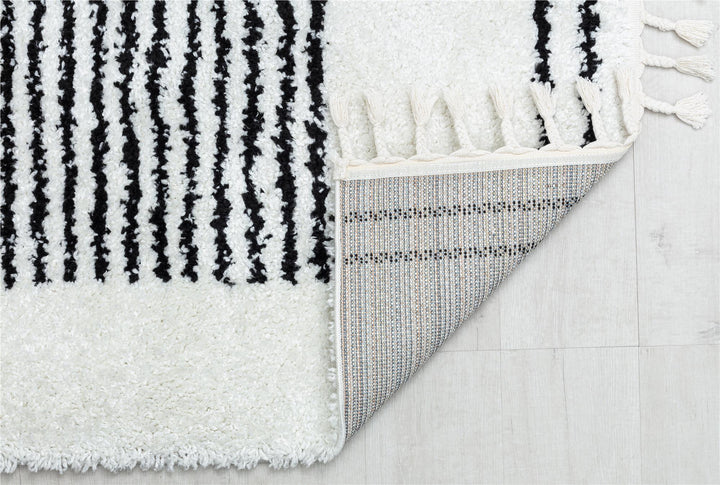 Snow Veil shag rug for bright living spaces -  White  -  5'0"x7'0"