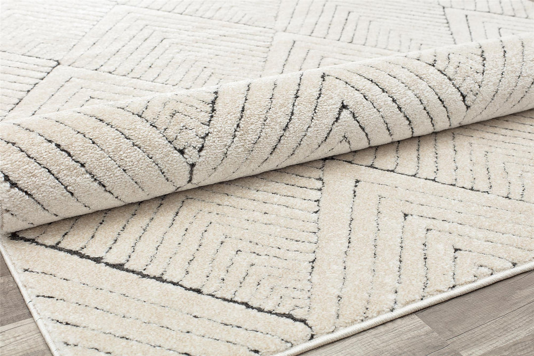 Geometric tan rug for sophisticated interiors -  Tan  -  8'0"x10'0"