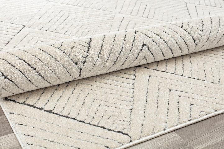 Geometric tan rug for sophisticated interiors -  Tan  -  8'0"x10'0"