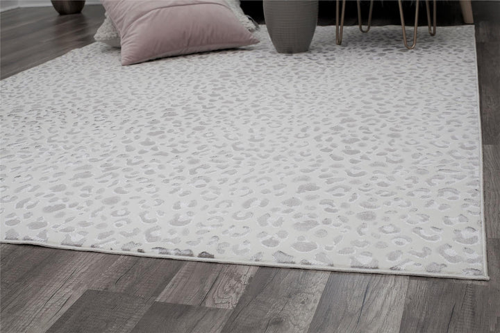 Modern white rug with snow leopard print -  White  -  8'0"x10'0"