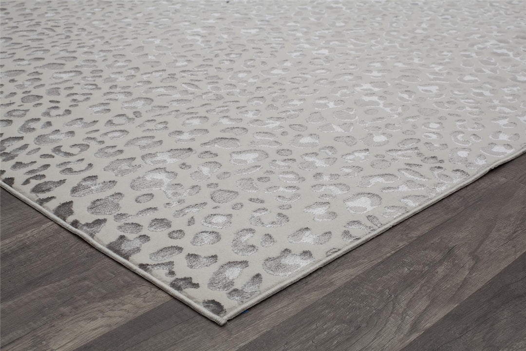 Natura rug with white snow leopard designs -  White  -  8'0"x10'0"
