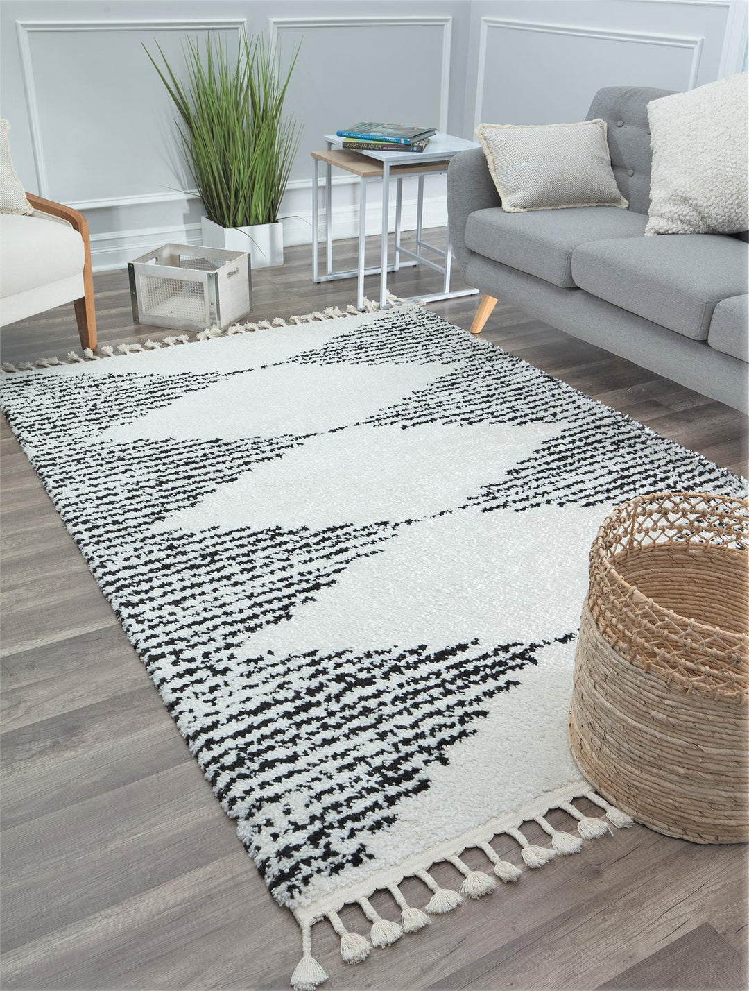 White tribal Moroccan rug designs -  White  -  5'0"x7'0"