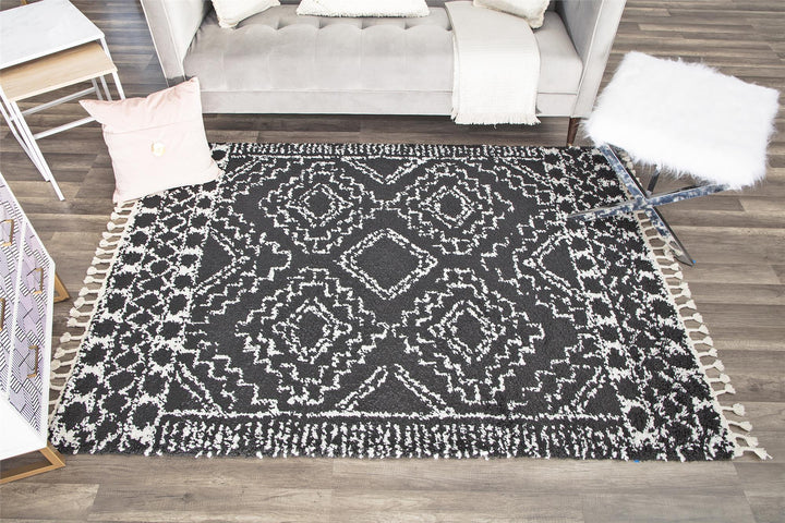 Black Moroccan tribal rug -  Black  -  5'0"x7'0"