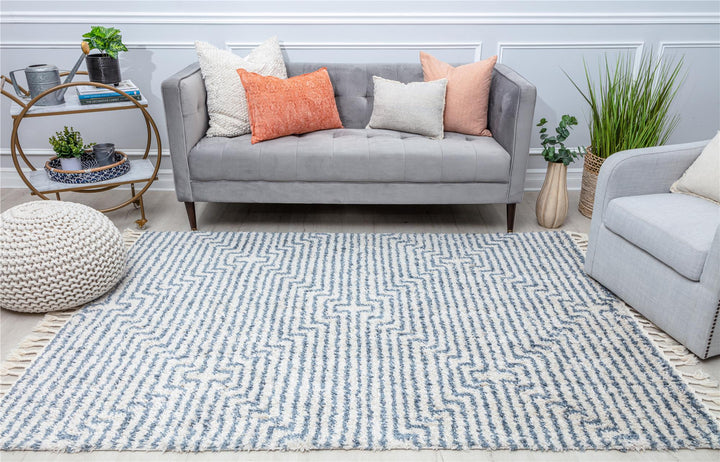 Modern white rug with stripe and diamond pattern -  White  -  8'0"x10'0"