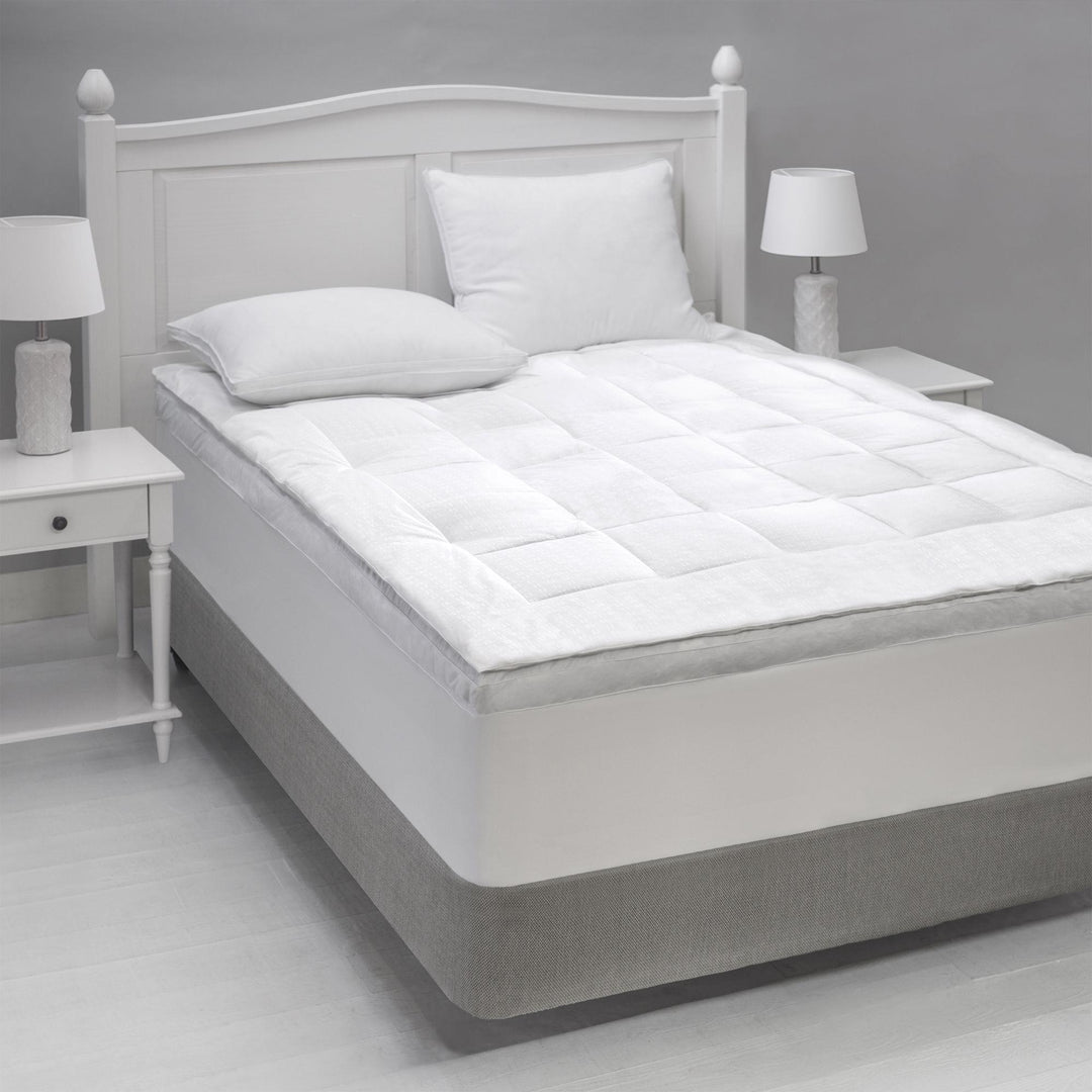 Luxury down top mattress topper -  White  -  King -  King
