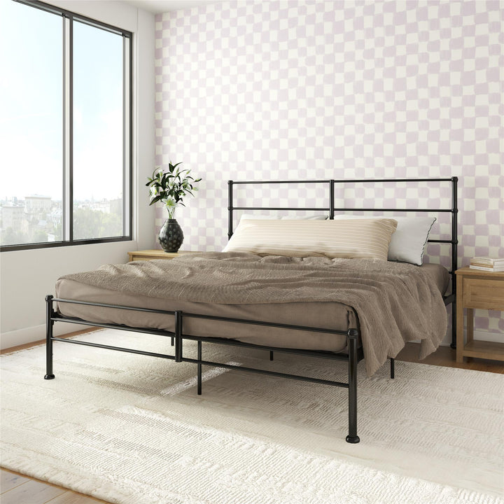 MacKenzie Adaptable Metal Platform Bed - Black - King