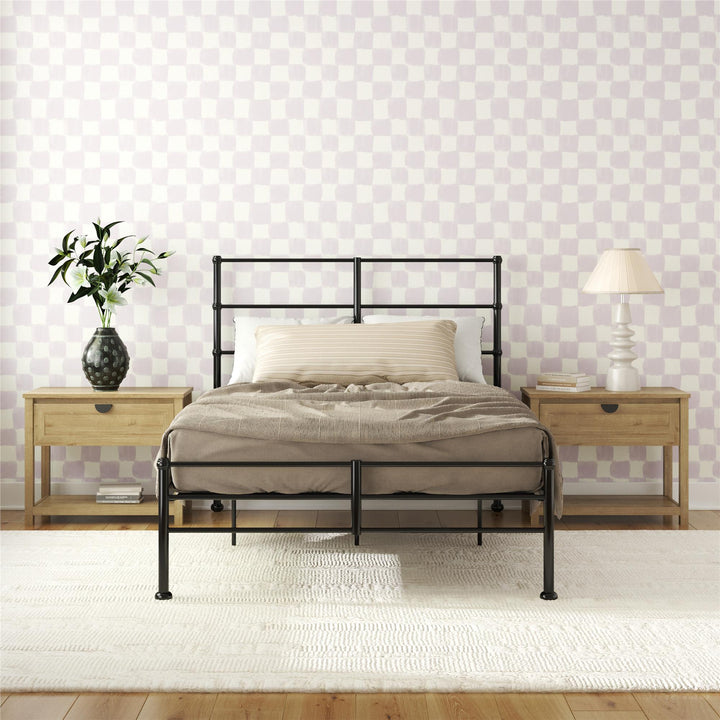 MacKenzie Adaptable Metal Platform Bed - Black - Full