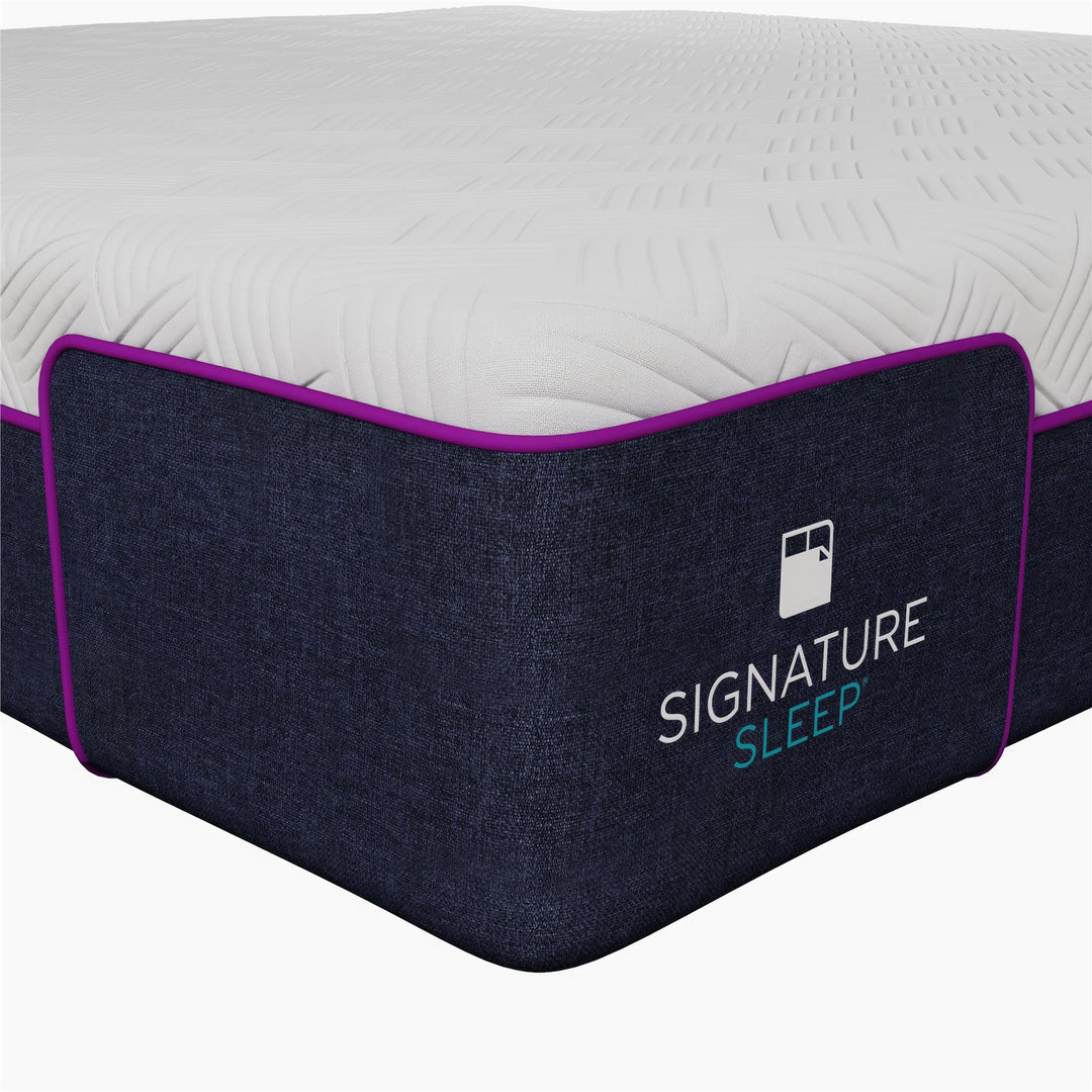 Memoir 12 Inch Memory Foam Mattress Relieves Pressure Points - White - King