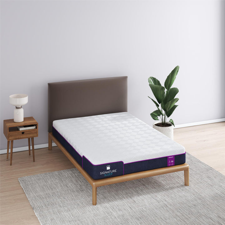 Memoir 8 Inch Memory Foam Mattress Relieves Pressure Points - White - Full