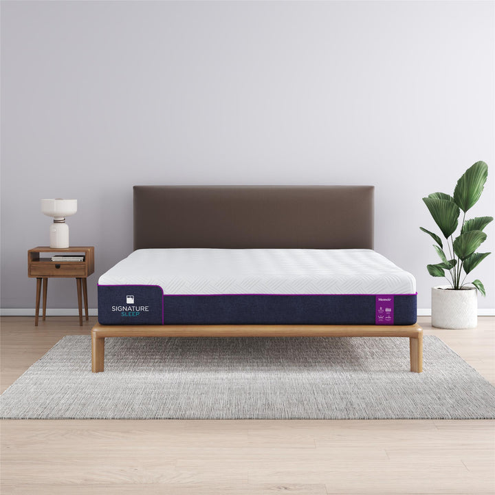 Memoir 12 Inch Memory Foam Mattress Relieves Pressure Points - White - King