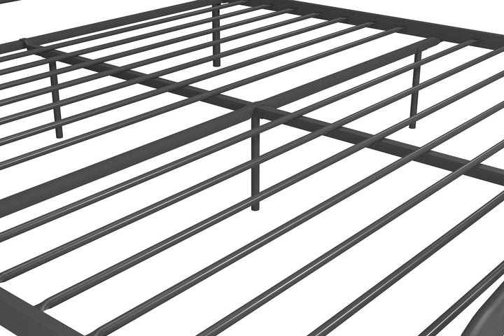 Bushwick Metal Bed - Gray - King