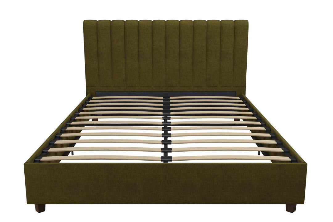 Stylish upholstered bed with tufting -  Green 