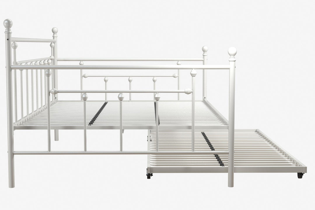Manila Metal Daybed and Trundle Set with Sturdy Metal Frame and Slats - White - Full