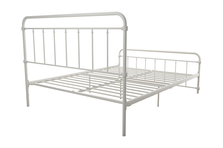 Wallace Spindle Metal Bed with Elegant Curves and Slats - White - Queen