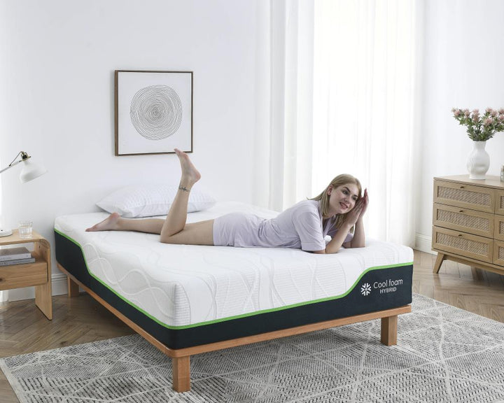 Comfortable sleep with 12-inch gel memory foam mattress -  White/Black  -  Twin XL