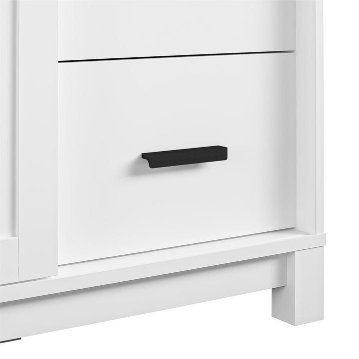 Chapel Hill Gentlemen's Chest with 5 Drawers - White