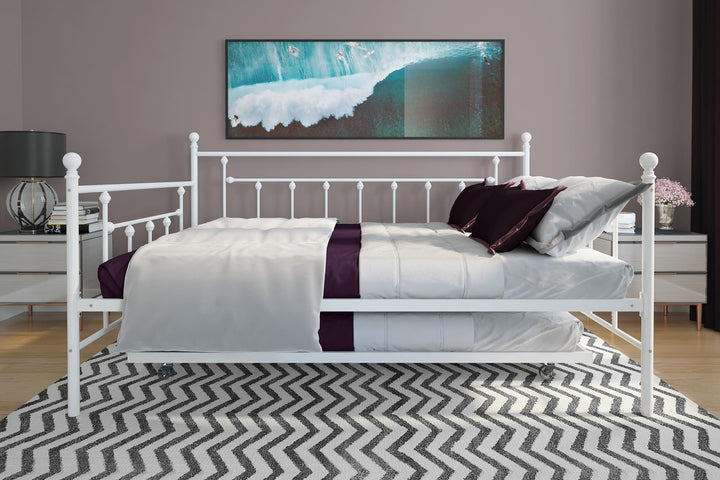 Manila Metal Daybed and Trundle Set with Sturdy Metal Frame and Slats - White - Full
