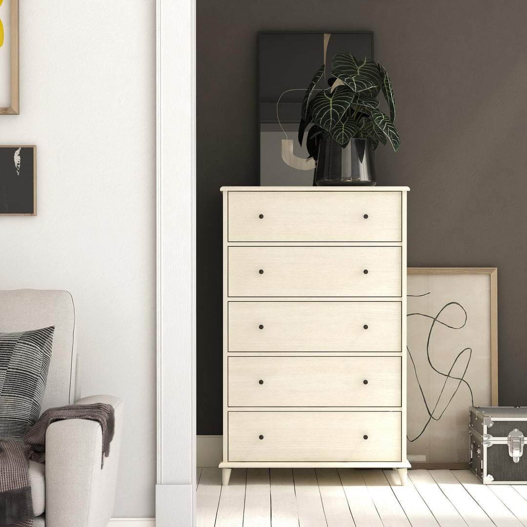 Farnsworth 5 Drawer Dresser - Ivory Oak - 5 Drawer